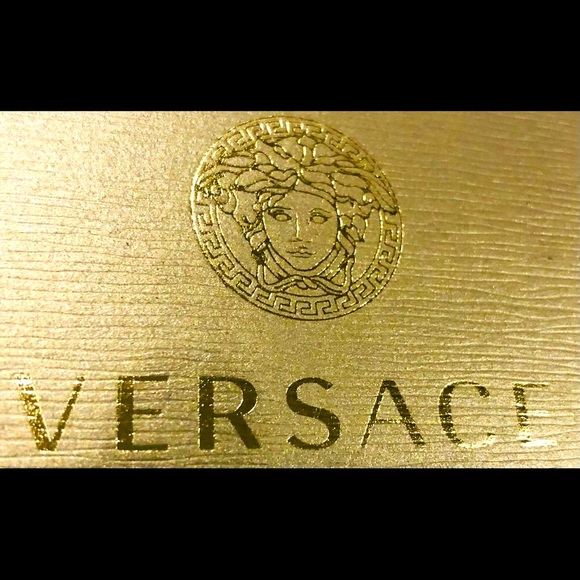 ❌SOLD❌🎊HP🎊🔥Versace🔥Authentic Vintage Prescription Frames W/Box & Case🔥 - Picture 3 of 16